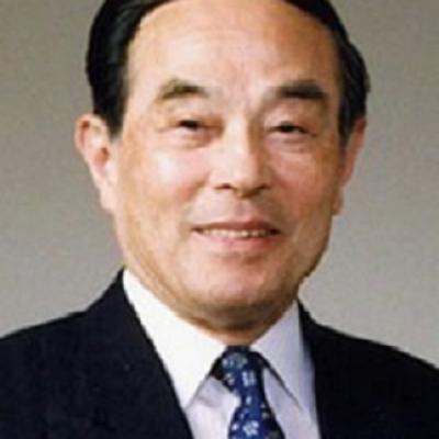 Chihiro Kanagawa, CEO de Shin-Etsu Chemical