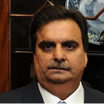 Abdulmalek Janmohamed ex PDG d'Imperial Bank 